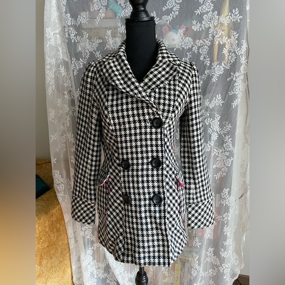 Forever 21 Houndstooth Pea Coat - Picture 2 of 5